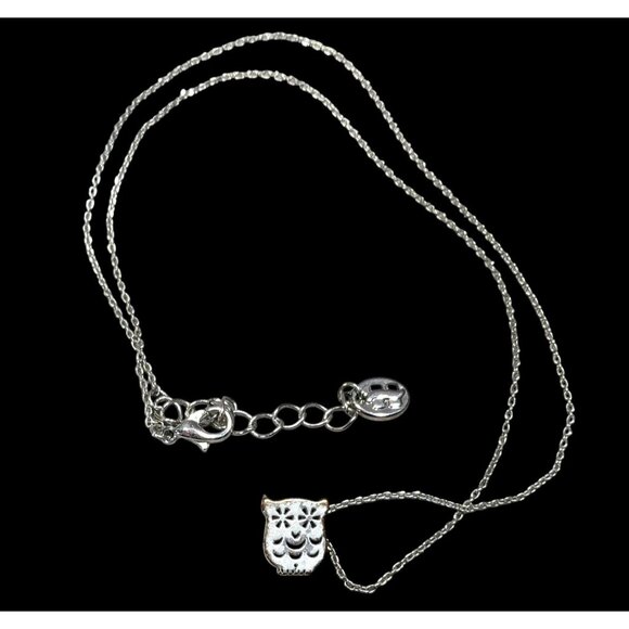 Minimalist Quirky Owl Pendant Silver Tone Necklace - Picture 1 of 6